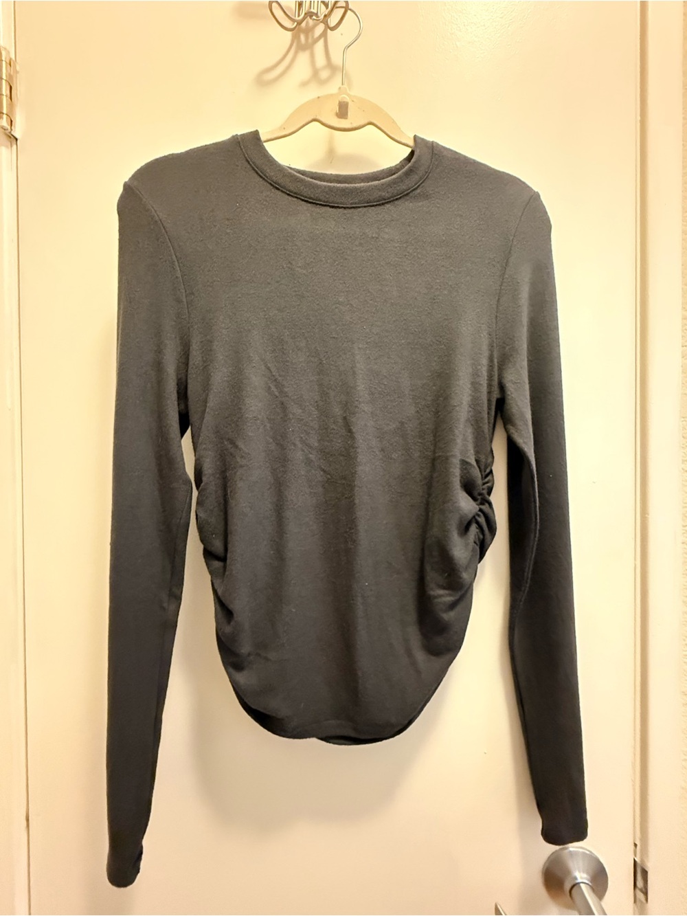 Madewell ruched side long sleeve shirt